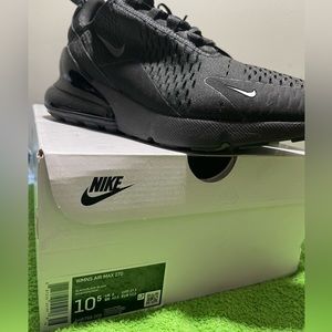 Women’s Air Max 270 size 10.5